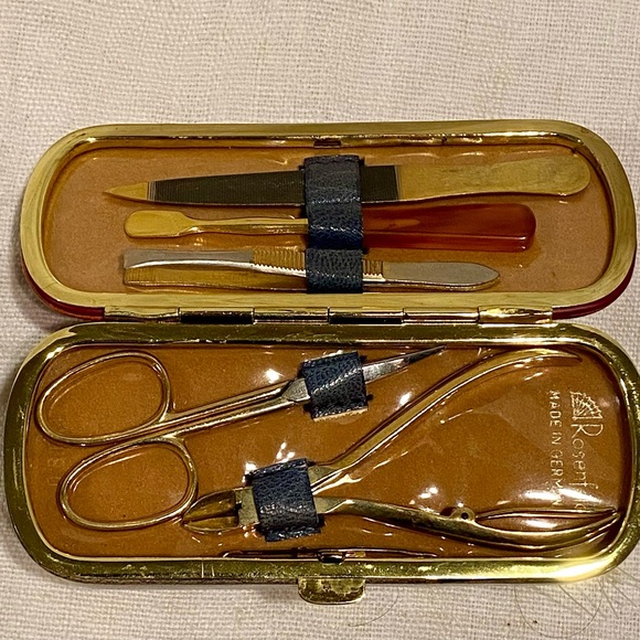 Vintage Leather Grooming Kit with gold tool / manicure kit made in Germany - Picture 3 of 14